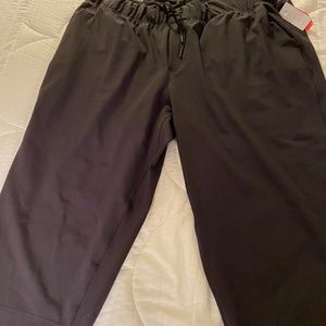 Livi by Lane Bryant Athletic  Capri